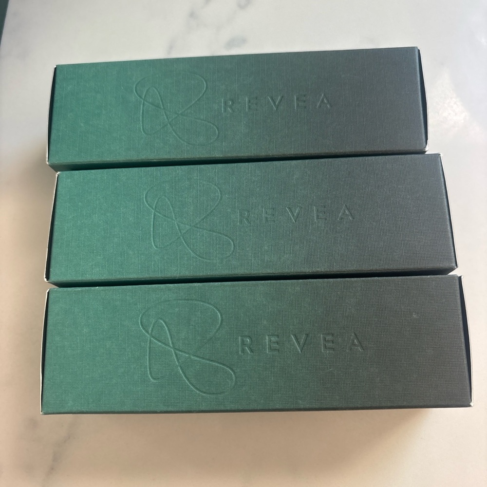 REVEA Skincare Booster Set – 3 Serums (2 Energizing AM + 1 Resurfacing PM) 30ml